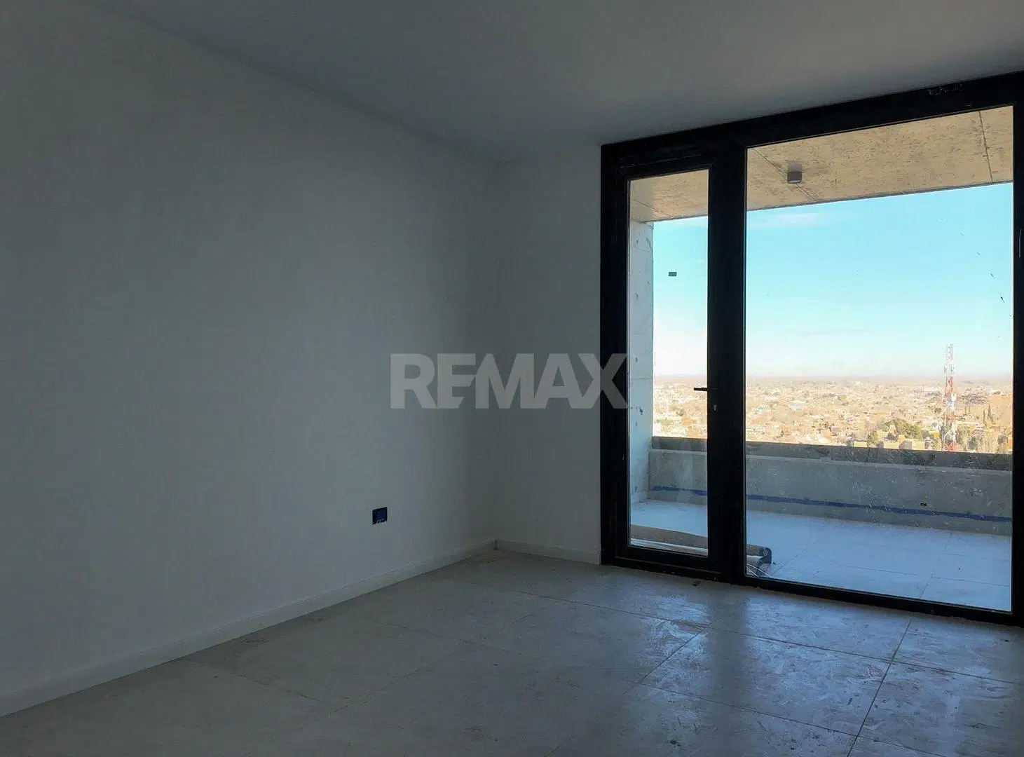 VENTA DEPTO CON COCHERA | BARRIO GAMMA | NQN 4
