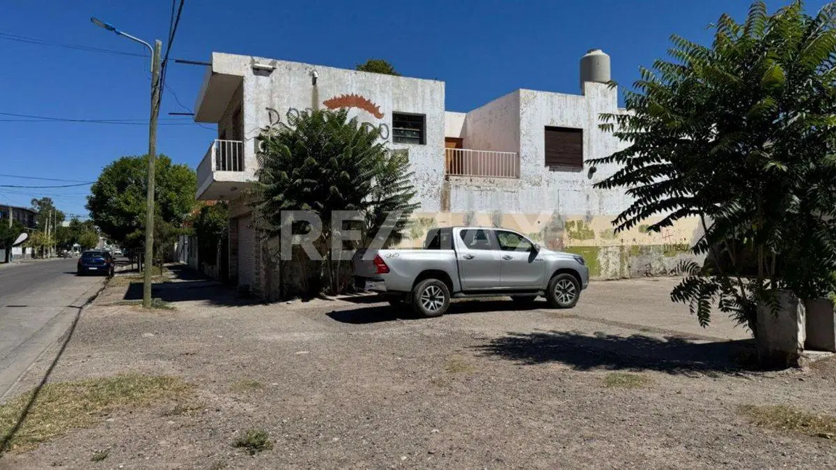 VENTA GALPÓN + DEPARTAMENTO 2 DORMITORIOS - NQN 4