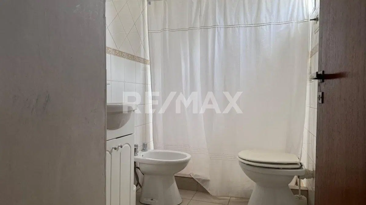 VENTA GALPÓN + DEPARTAMENTO 2 DORMITORIOS - NQN 5