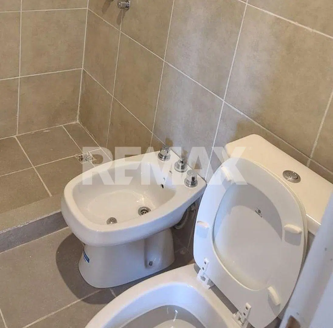 EN VENTA DPTO PARA RENTA COMPLEJO ZORBA AÑELO 5