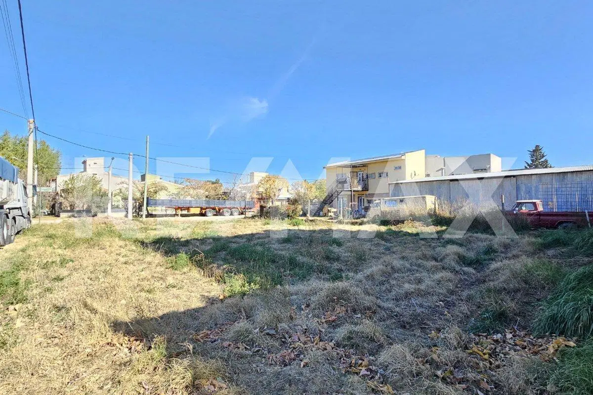 LOTE 375m2 EN ESQUINA B° TAGLIAFERRI - PLOTTIER 2