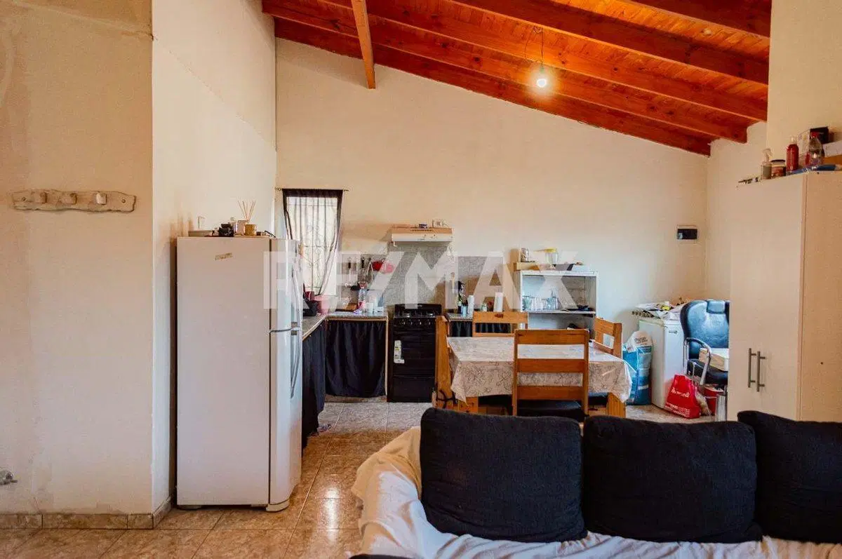 VENTA CASA 2 DORMITORIOS, THOMAS 5579, NEUQUÉN. 3