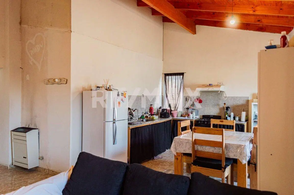 VENTA CASA 2 DORMITORIOS, THOMAS 5579, NEUQUÉN. 4