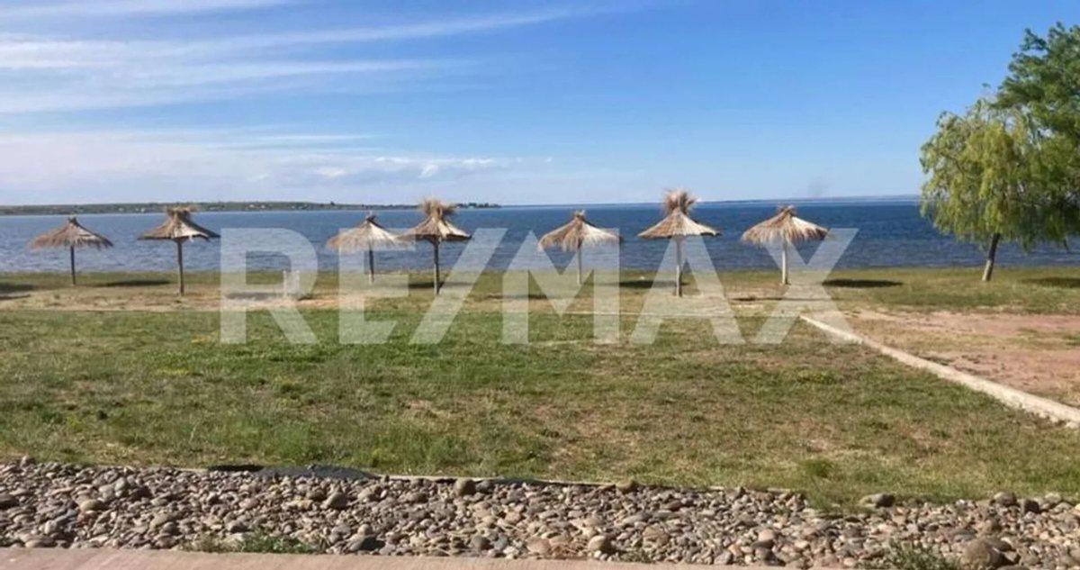 Foto de LOTE EN VENTA | BAHIA DE PLAYAS - LAGO MARI MENUCO, imagen 1