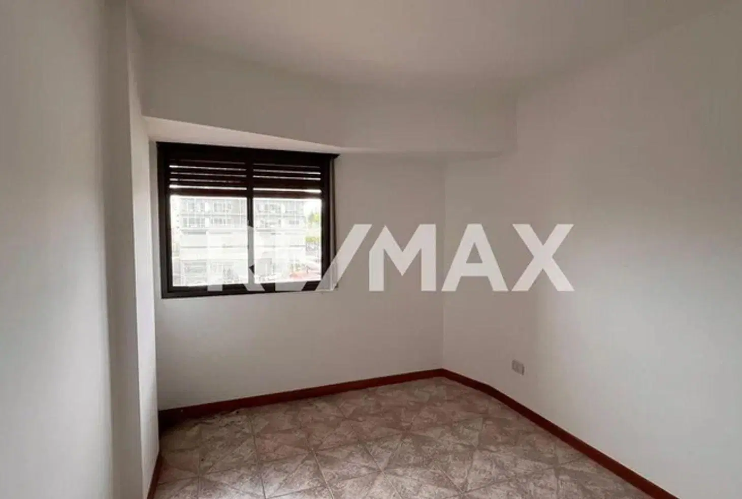 ALQUILER Dpto 1 dorm con balcón Neuquén Zona UNCO 5