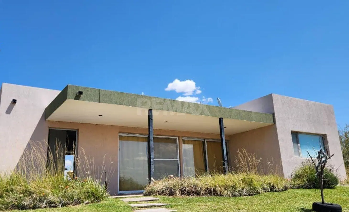 CASA 2 DORMITORIOS EN VENTA, PENINSULA MARIMENUCO 3