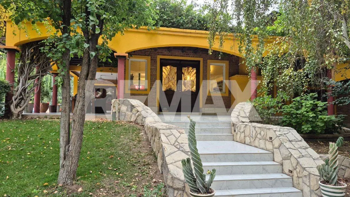 CASA EN VENTA | LOTEO EL CID PLOTTIER 3