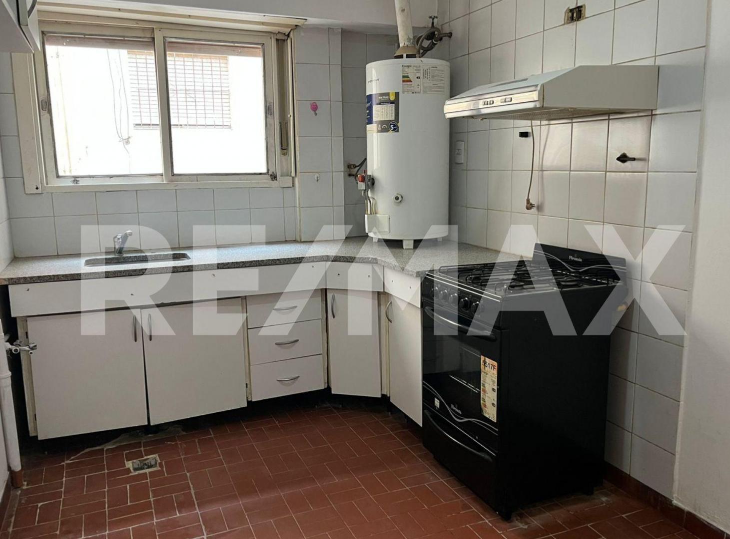 Foto de VENTA DEPARTAMENTO 2 DORMITORIOS CENTRO NEUQUEN, imagen 2