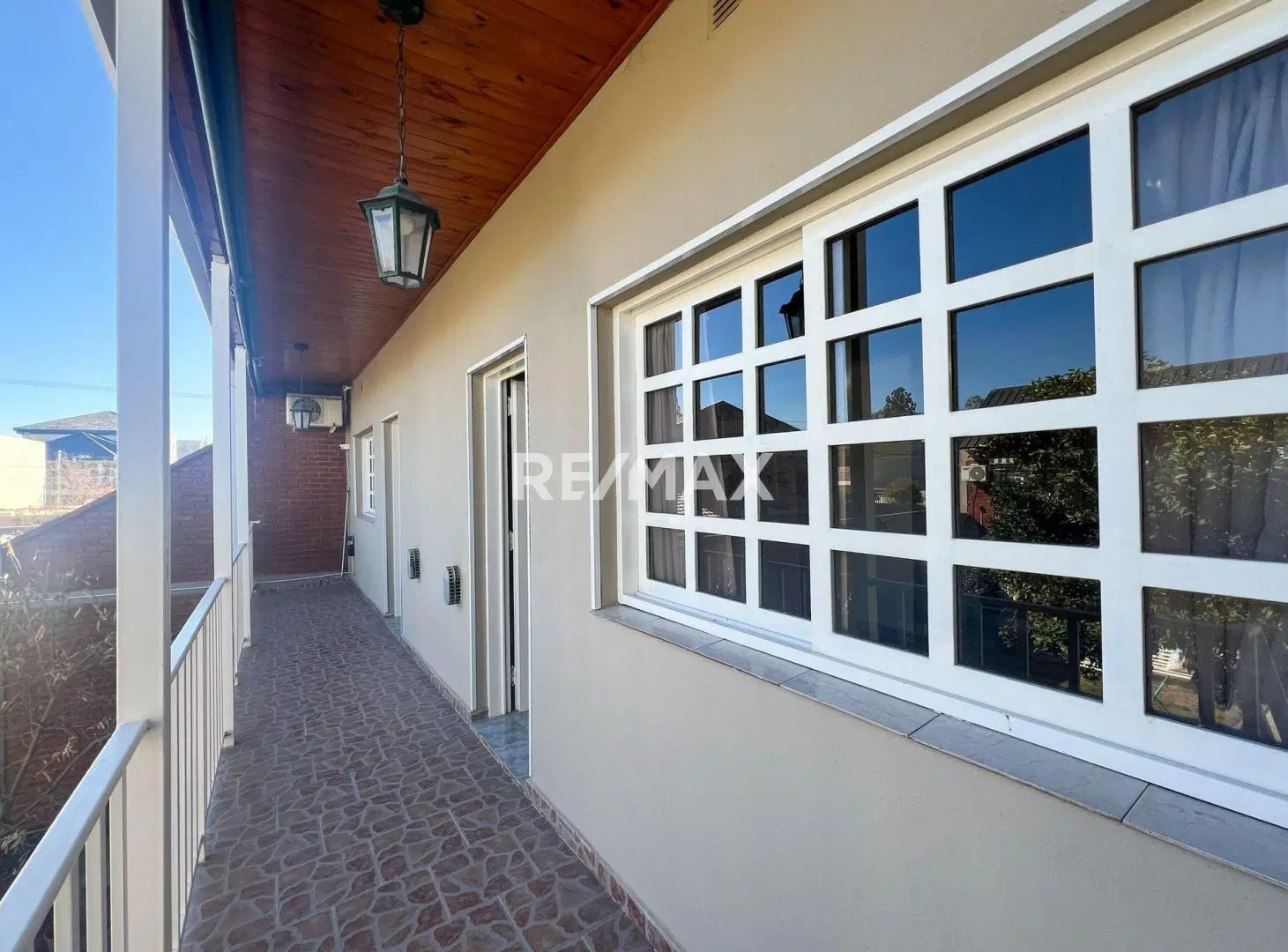 Complejo de 4 Departamentos en Venta- Nqn Capitsl 4