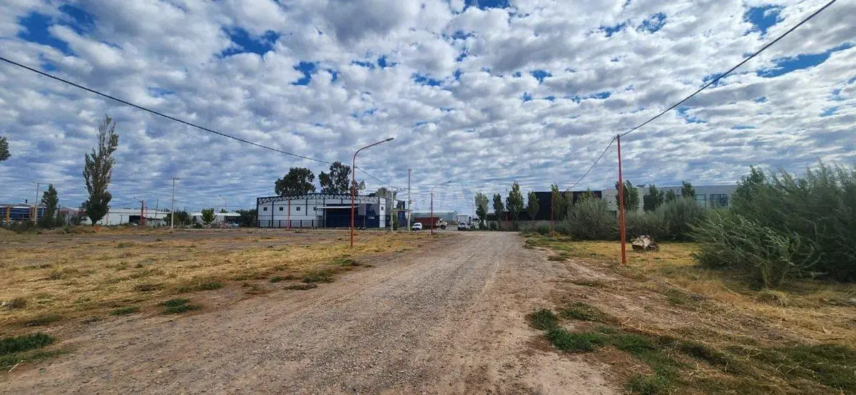 LOTE EN VENTA | PARQUE INDUSTRIAL CIPOLLETTI 3