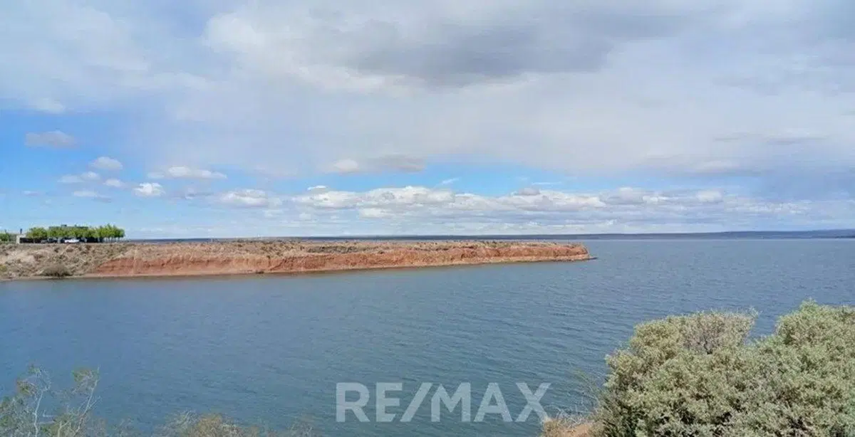 Terreno en venta, Villa Tenis Club - Mari Menuco 2