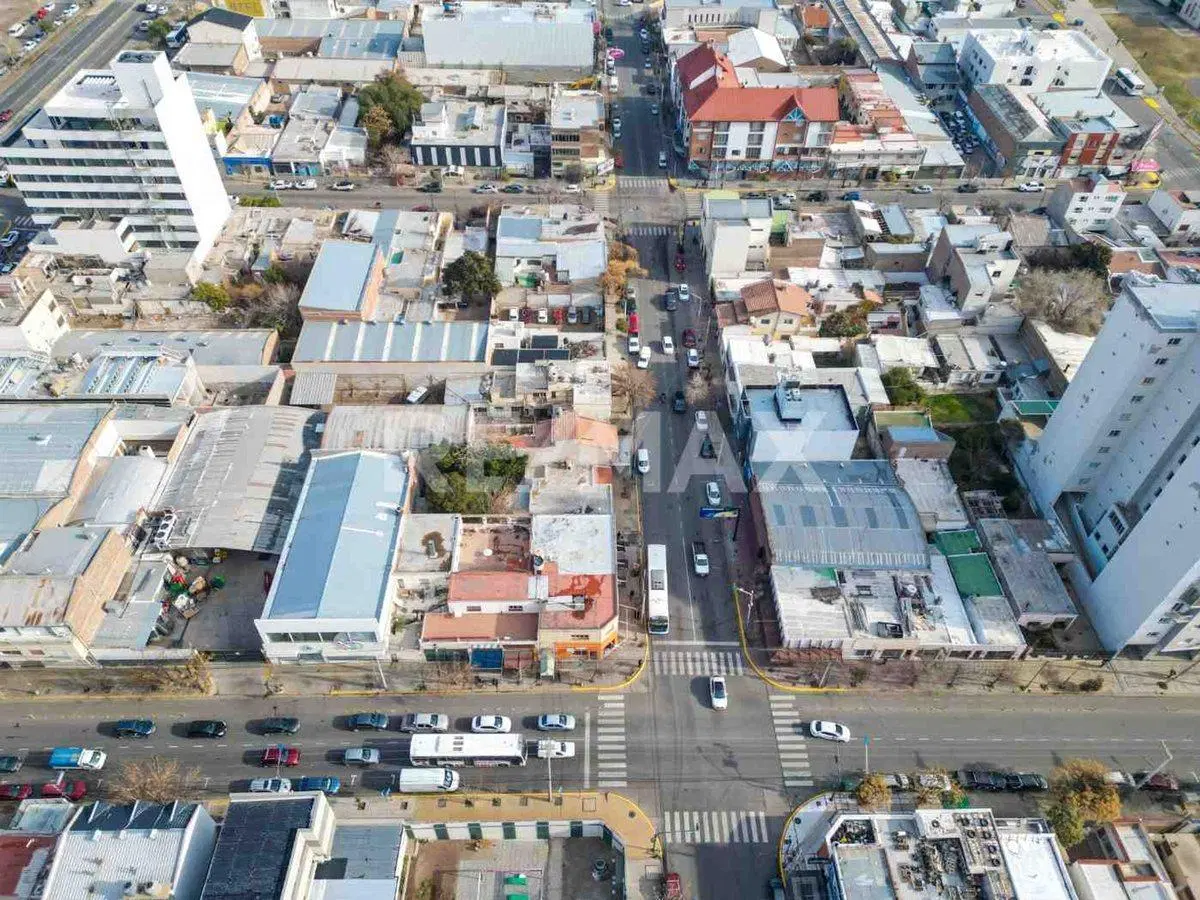 VENTA TERRENO APTO COMERCIAL - PERITO MORENO 4