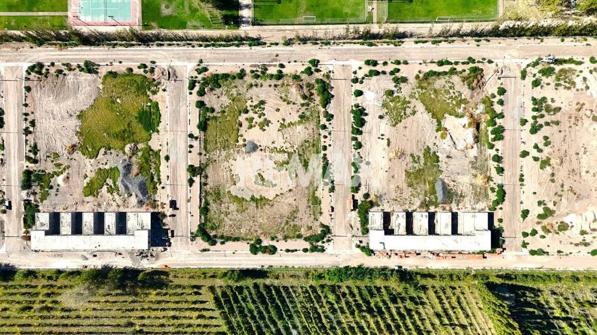 VENTA TERRENO EN B° URB. DEL VENETO CENTENARIO 2
