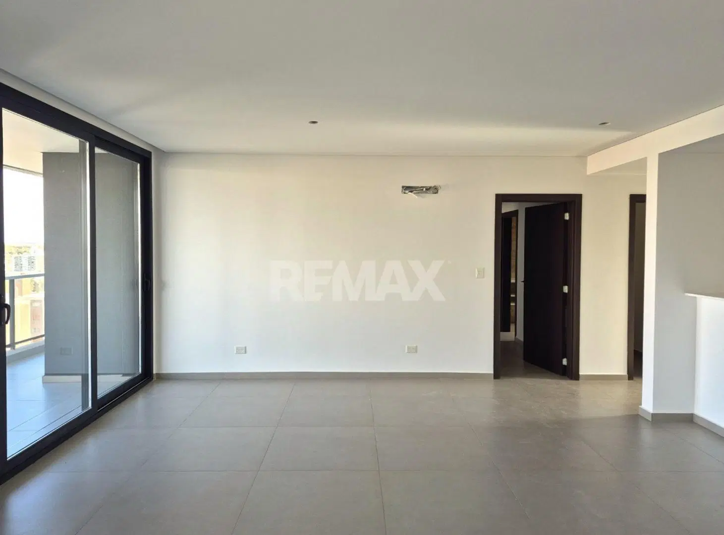 Dpto de 2 Dorm, en Suite con Terraza y Cochera 5