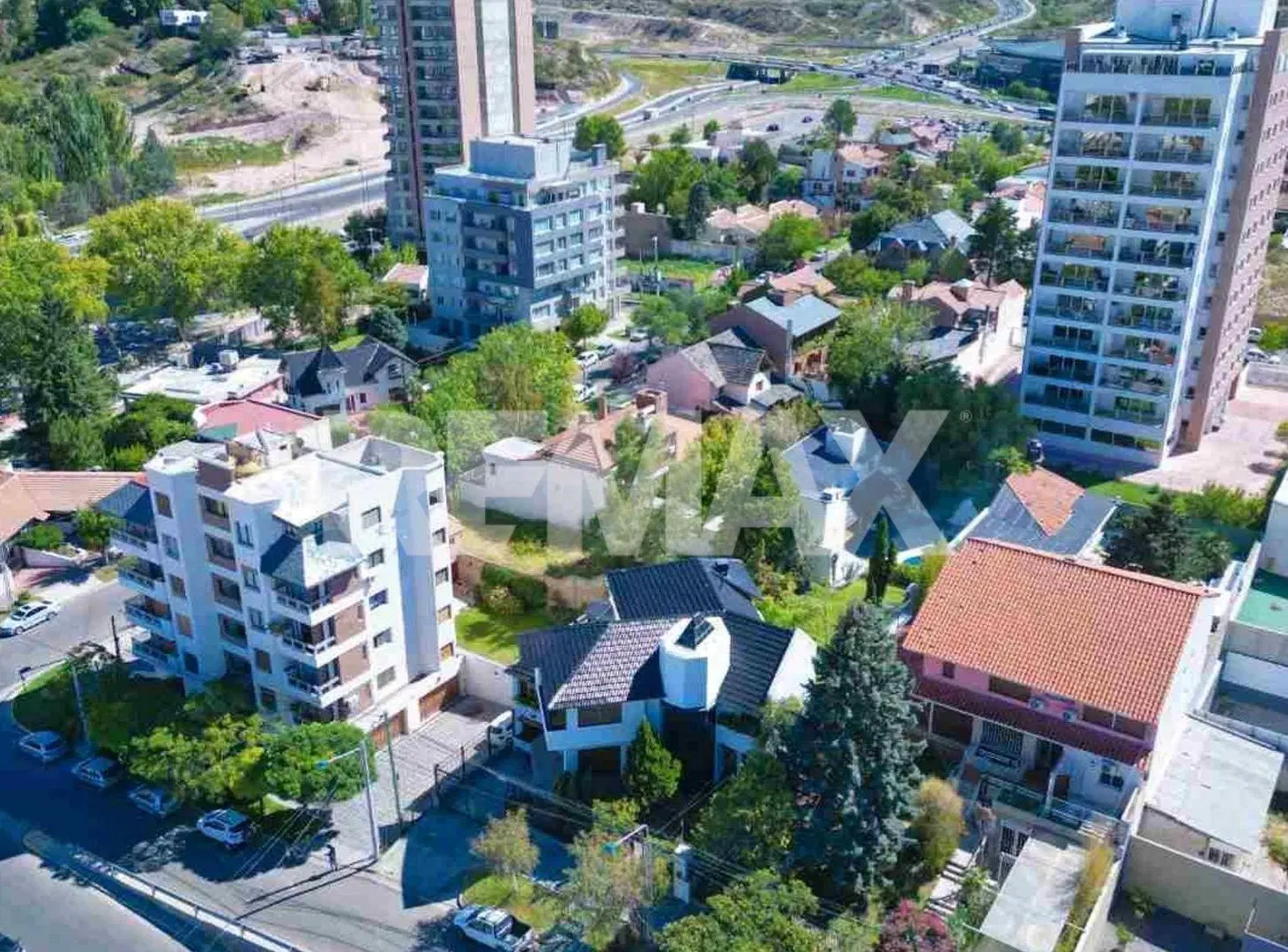 TERRENO APTO A DESARROLLO EN EL ALTO DE NEUQUEN 3