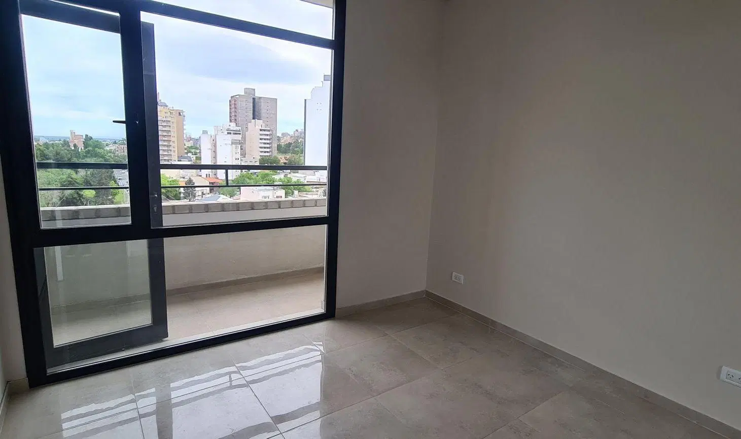 ALQUILER DE DEPARTAMENTO 1 DORMITORIO - BIM TOWER 8