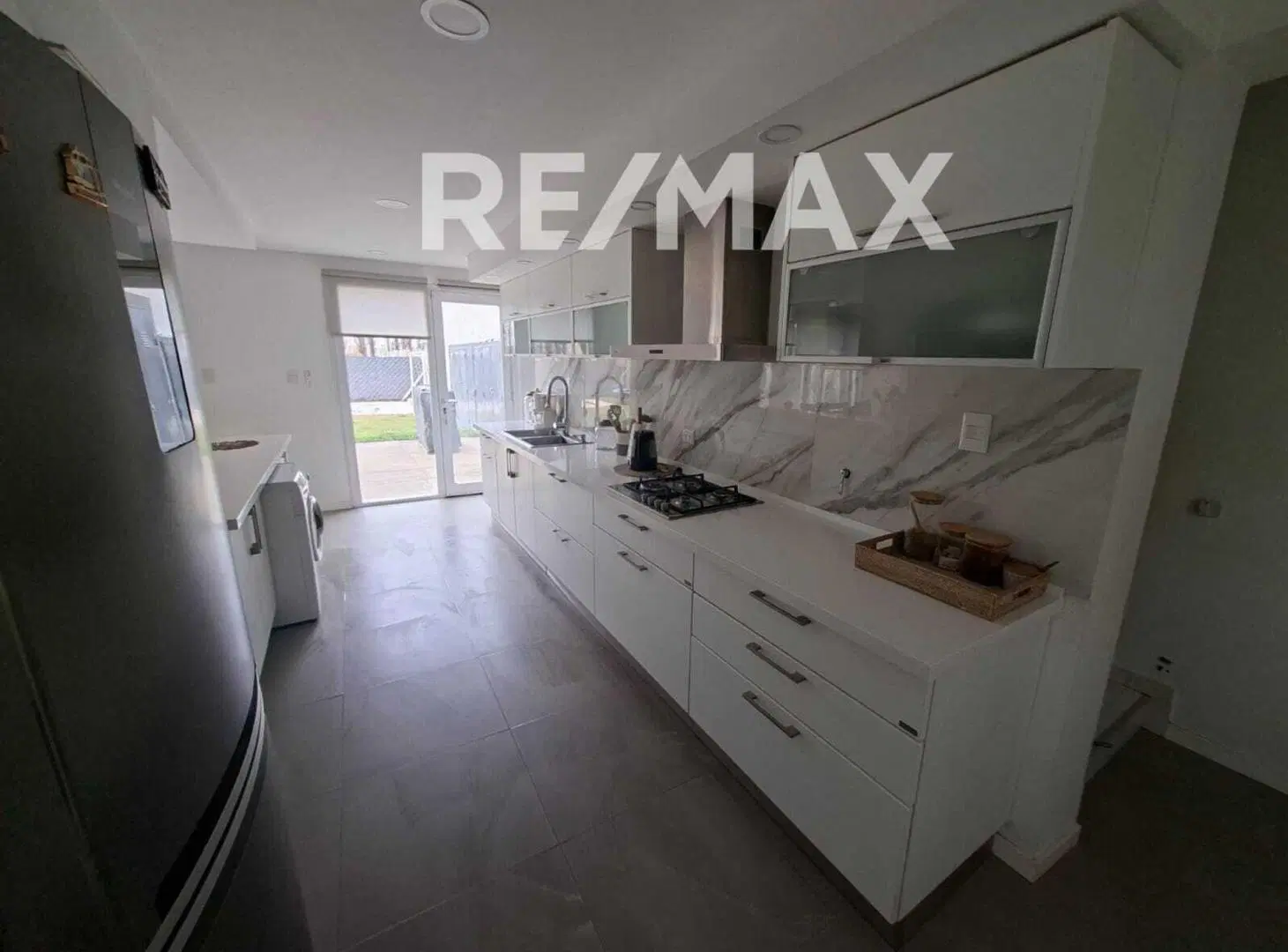 VENTA CASA B° LAS LILAS - PLOTTIER 5
