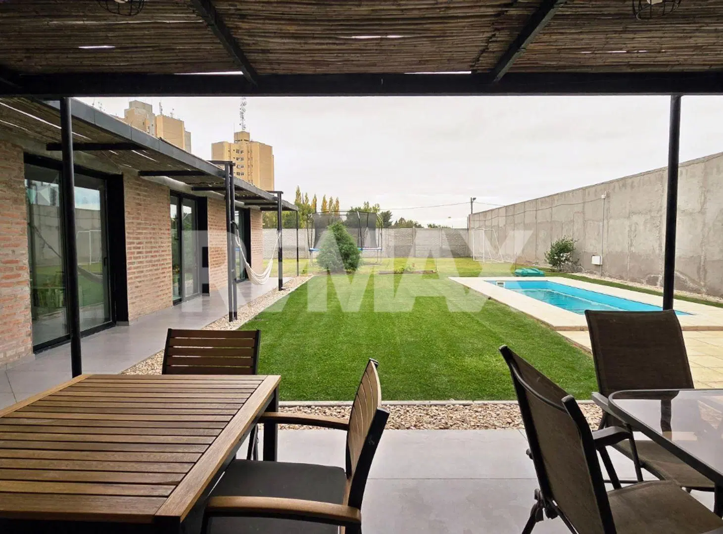 CASA 3 DORMITORIOS GERENCIAL - B° GAMMA - NEUQUEN 3