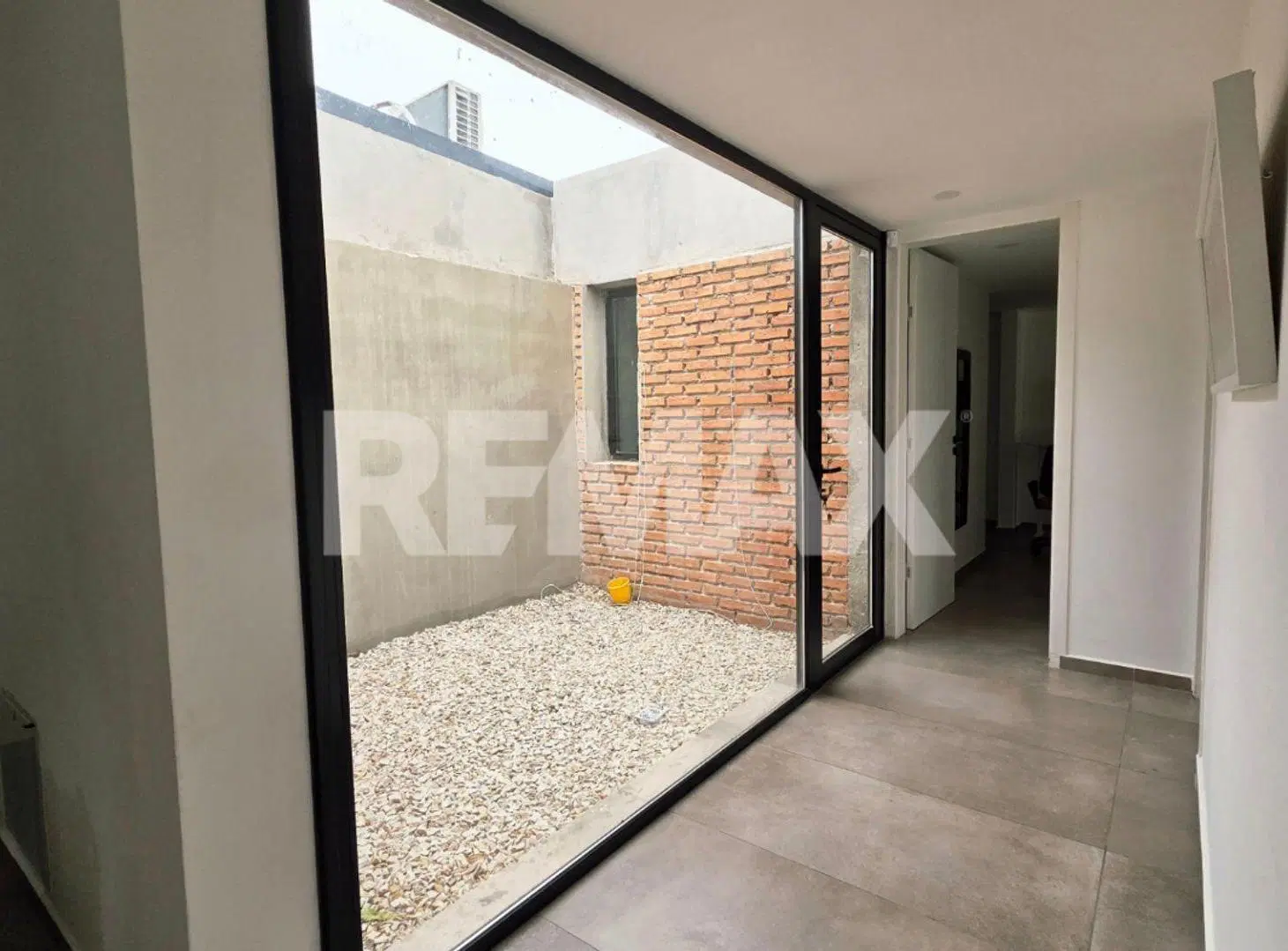 CASA 3 DORMITORIOS GERENCIAL - B° GAMMA - NEUQUEN 8