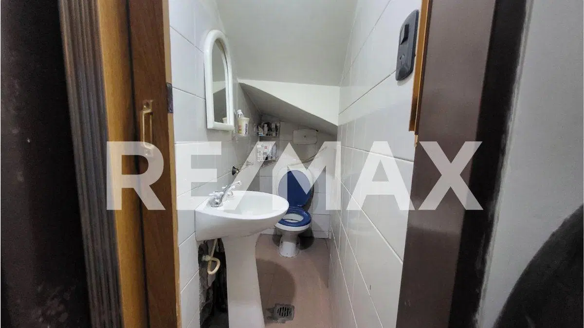 VENTA CASA 5 DORMITORIOS JARDINES DEL REY 3