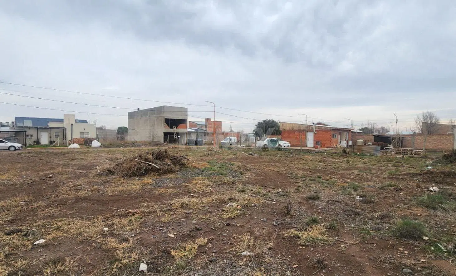 LOTE EN VENTA  750 m2 en GENERAL FERNANDEZ ORO 5