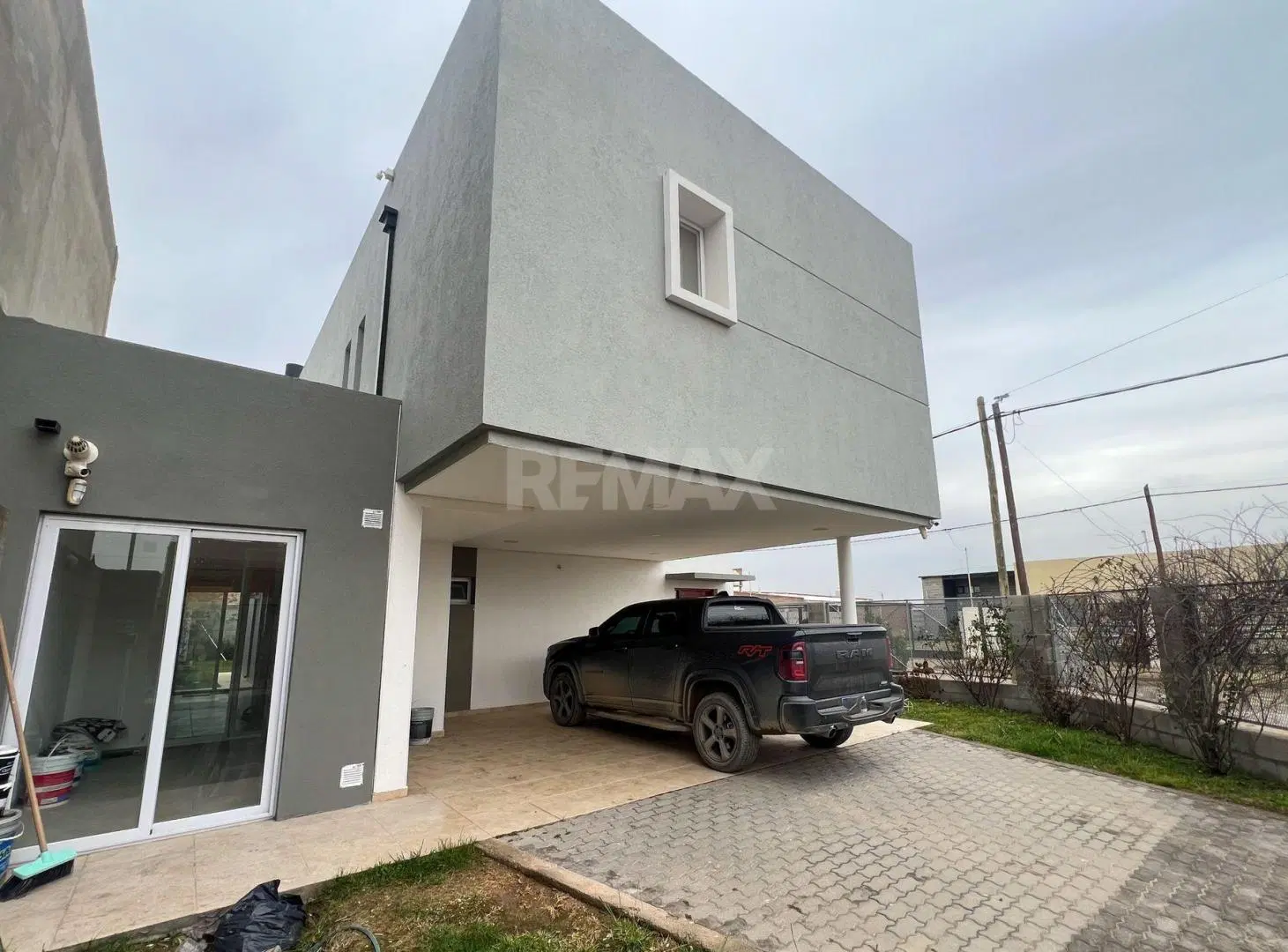 Alquiler casa gerencial con pileta Plottier 5