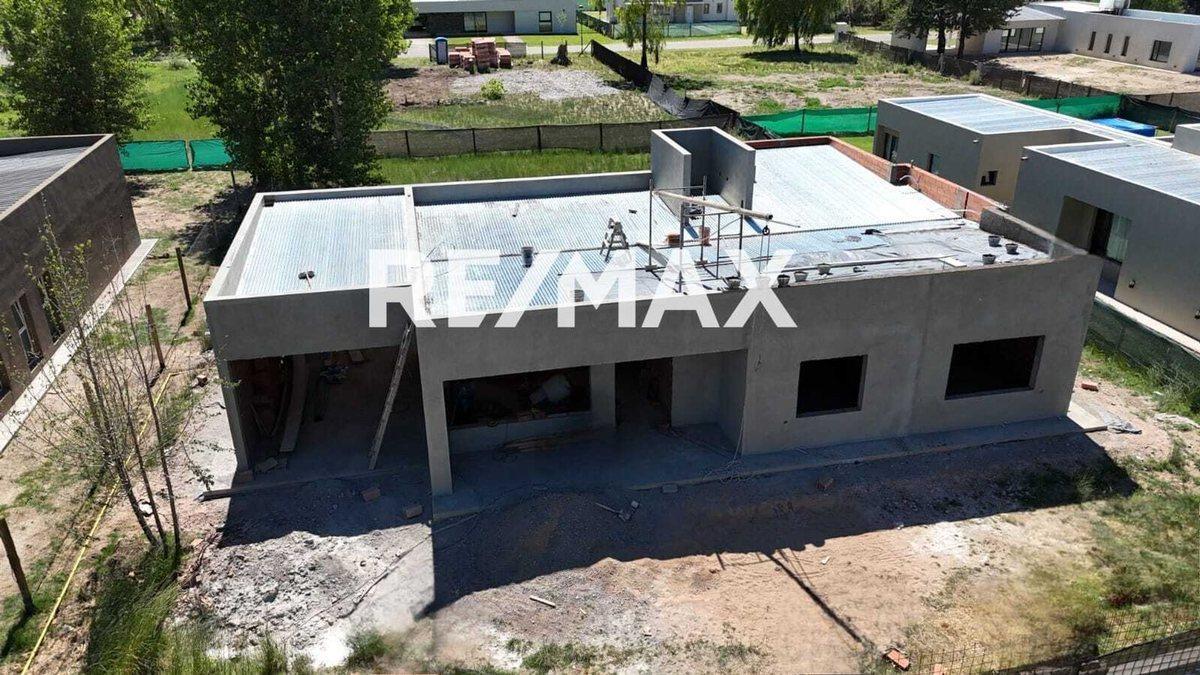 Foto de Casa 3 dormitorios en Venta, Canales de Plottier, imagen 2
