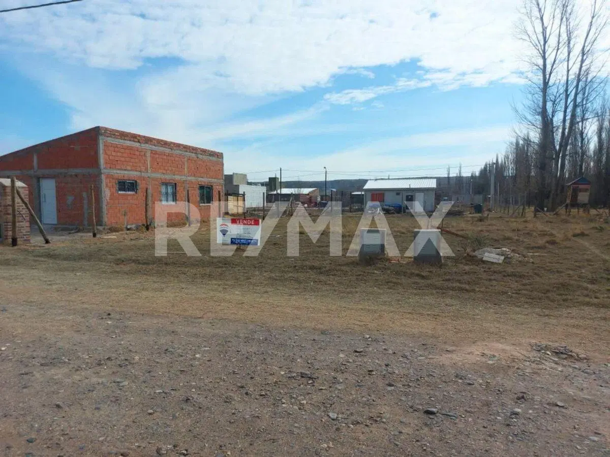 VENTA LOTE LOS MALLINES 299 M2 EN PLOTTIER 8
