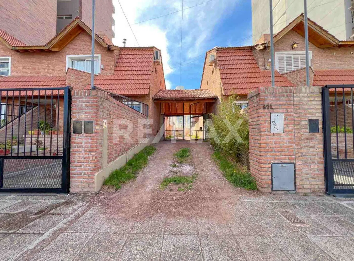 SE VENDE CASA CALLE SAN JUAN 872 NEUQUEN CAPITAL 2