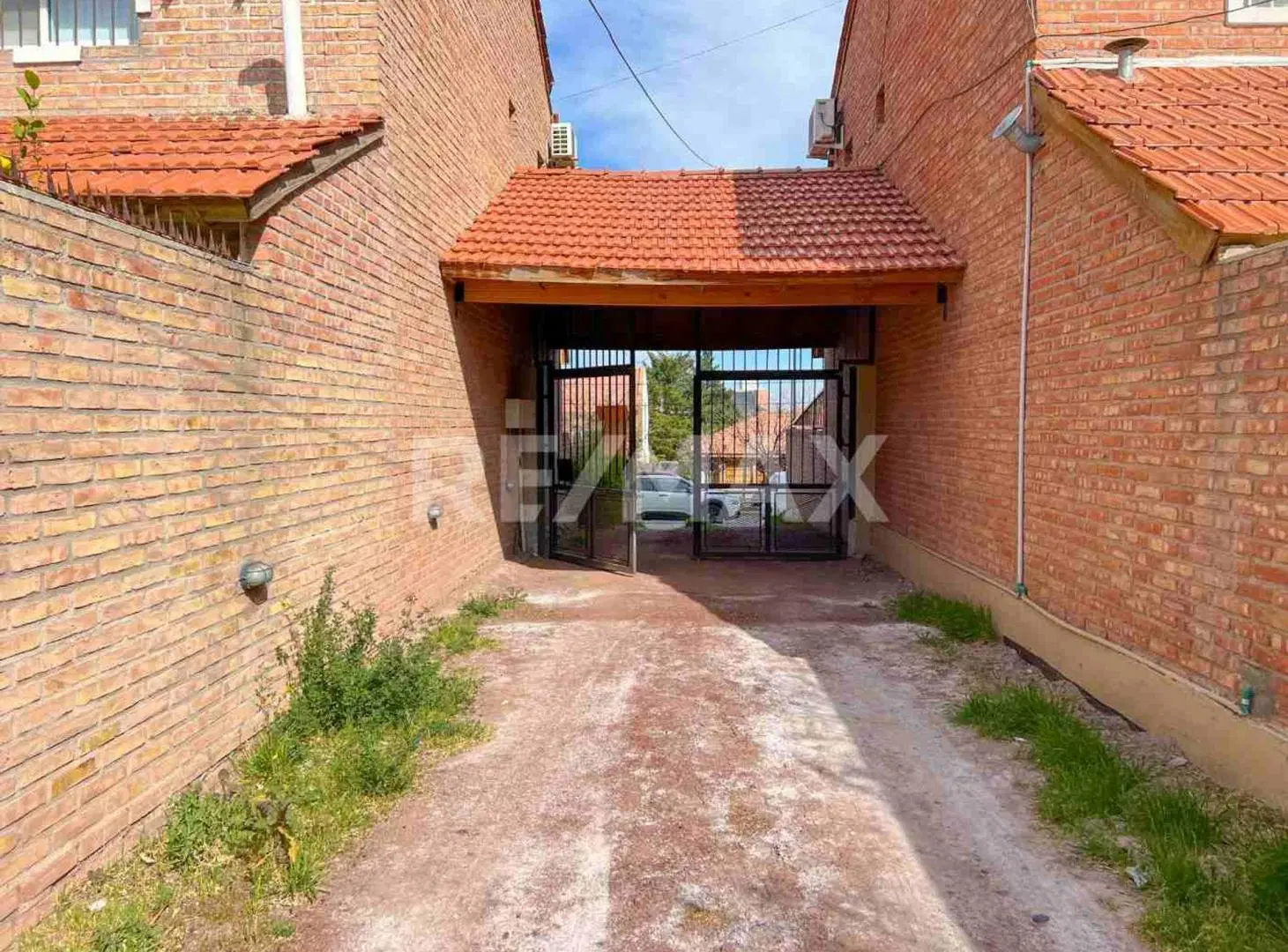SE VENDE CASA CALLE SAN JUAN 872 NEUQUEN CAPITAL 3
