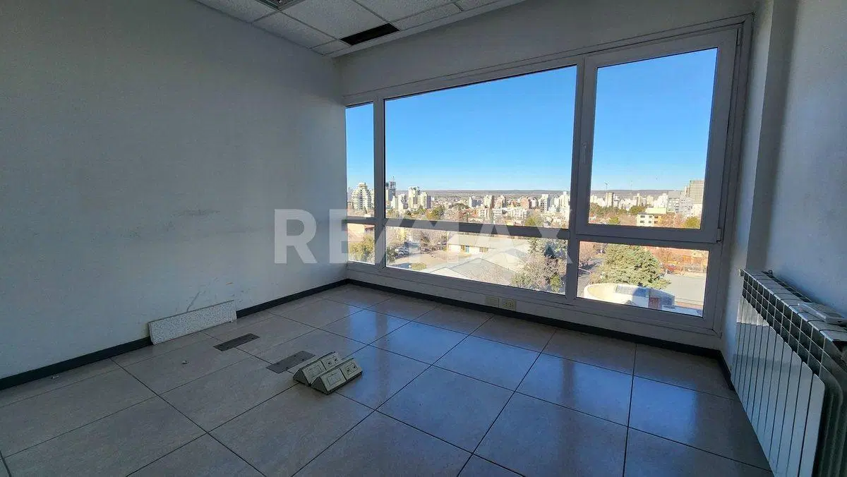 EN VENTA OFICINA | M. NEUQUINOS 1190 | NEUQUÉN 2