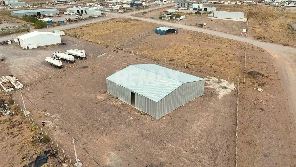 VENTA DE DOS NAVES INDUSTRIALES EN AÑELO 5
