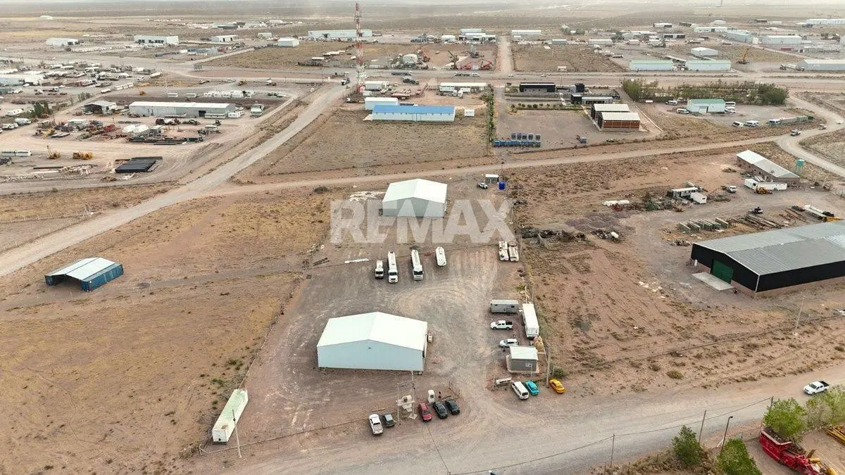 VENTA DE DOS NAVES INDUSTRIALES EN AÑELO 4