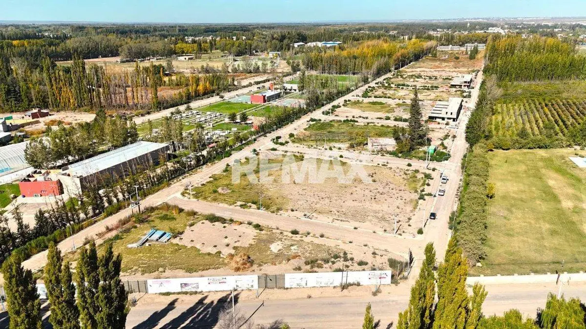 LOTE EN "URBANIZACION DEL VENETO, CENTENARIO 3