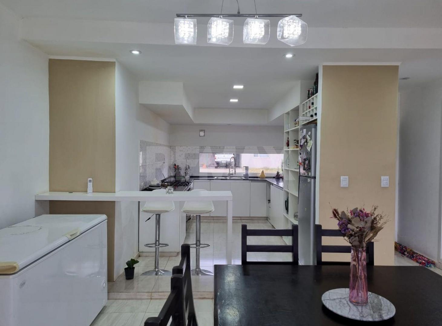 Foto de CASA 3 DORMITORIOS CON PILETA | B° PRIVADO, imagen 1