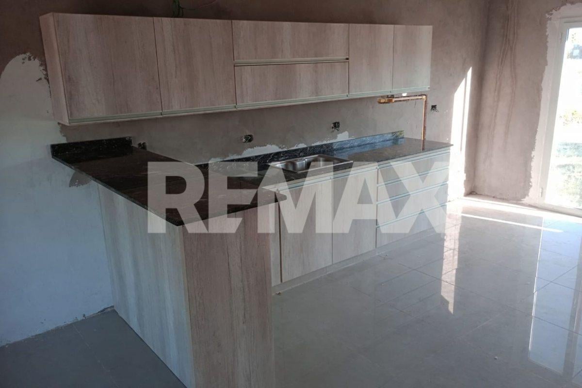 Foto de Casa a terminar Barrio Cerrado Gardenia , Neuquen, imagen 1