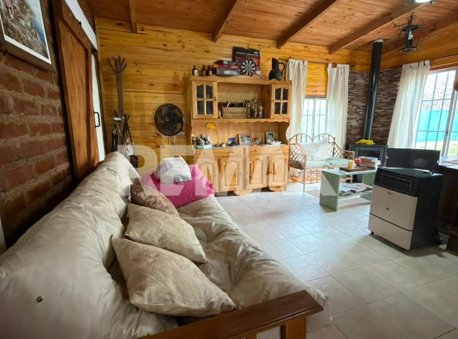 VENTA CASA 3 DORMITORIOS EN LAGO PELLEGRINI 5