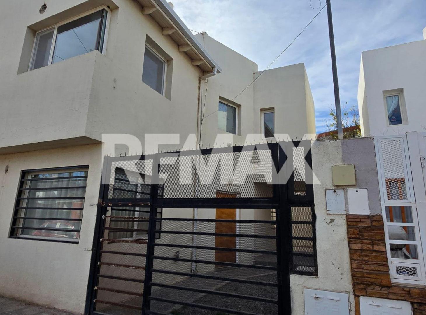 Foto de DÚPLEX 2 DORMITORIOS EN VENTA EN CIPOLLETTI, imagen 1