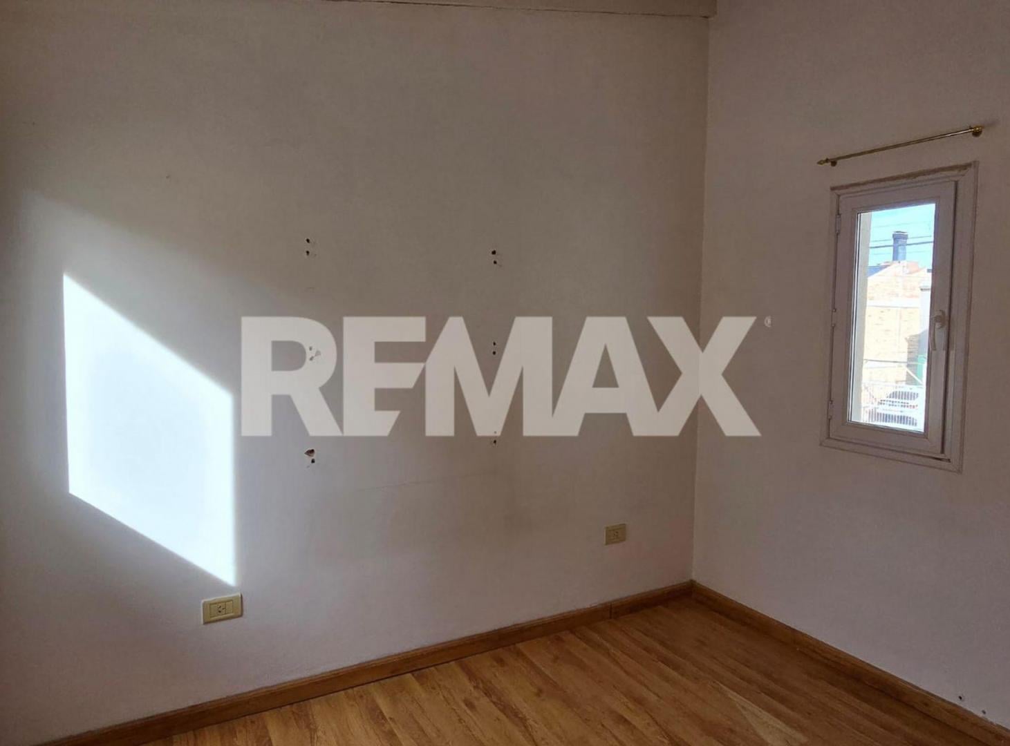 Foto de DÚPLEX 2 DORMITORIOS EN VENTA EN CIPOLLETTI, imagen 3