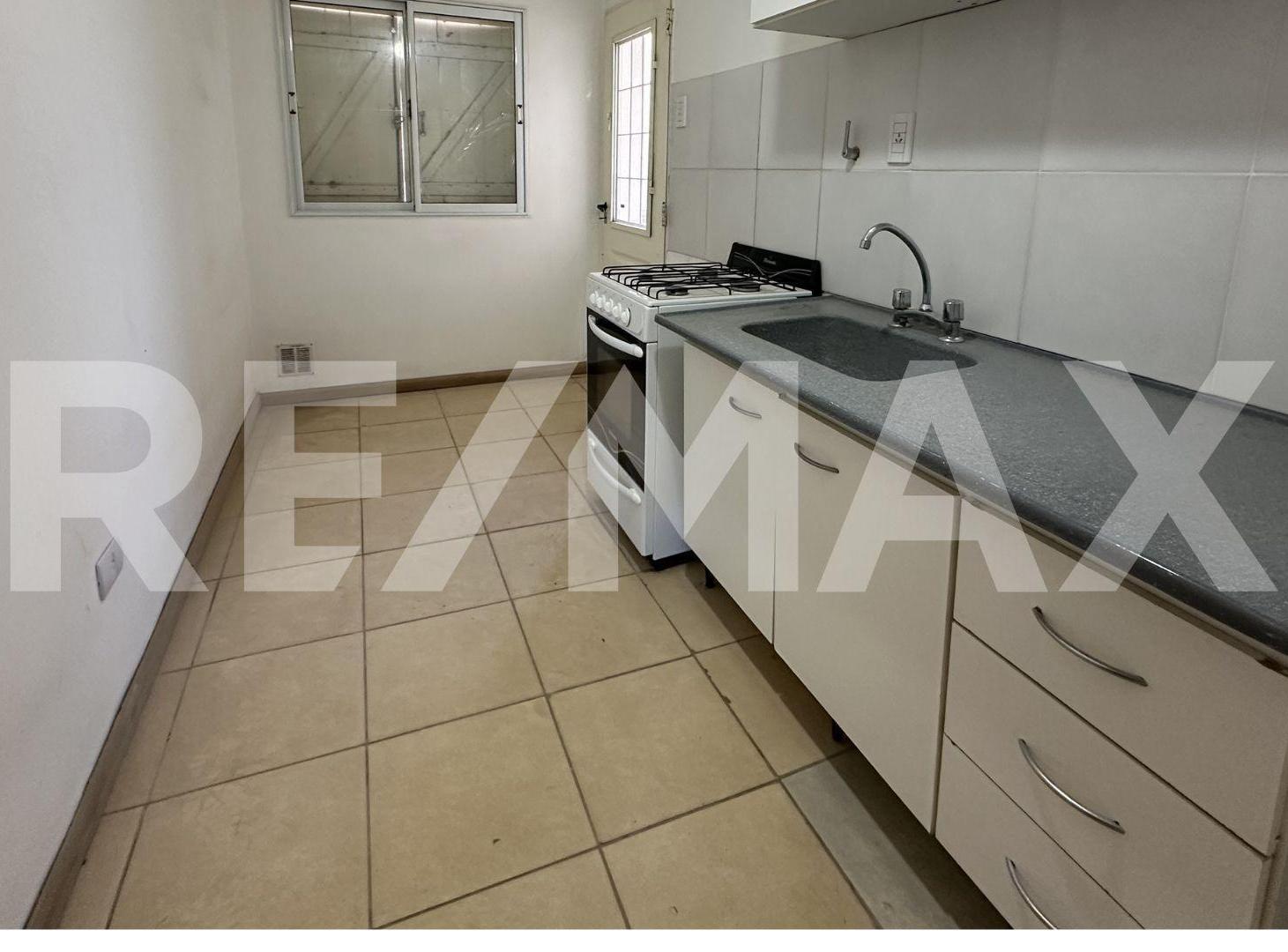 Foto de ALQUILER DEPARTAMENTO PB 3 DORMITORIOS PLOTTIER, imagen 5