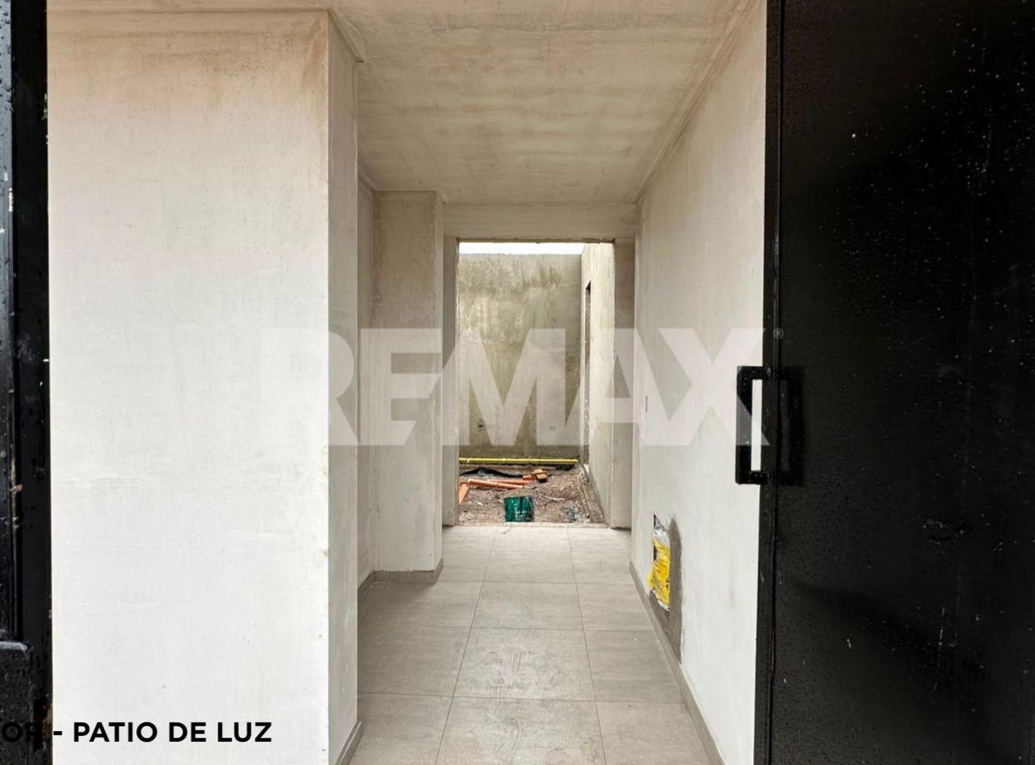 Foto de EN VENTA CASA 2 DORMITORIOS BARRIO CARDENALES, imagen 4