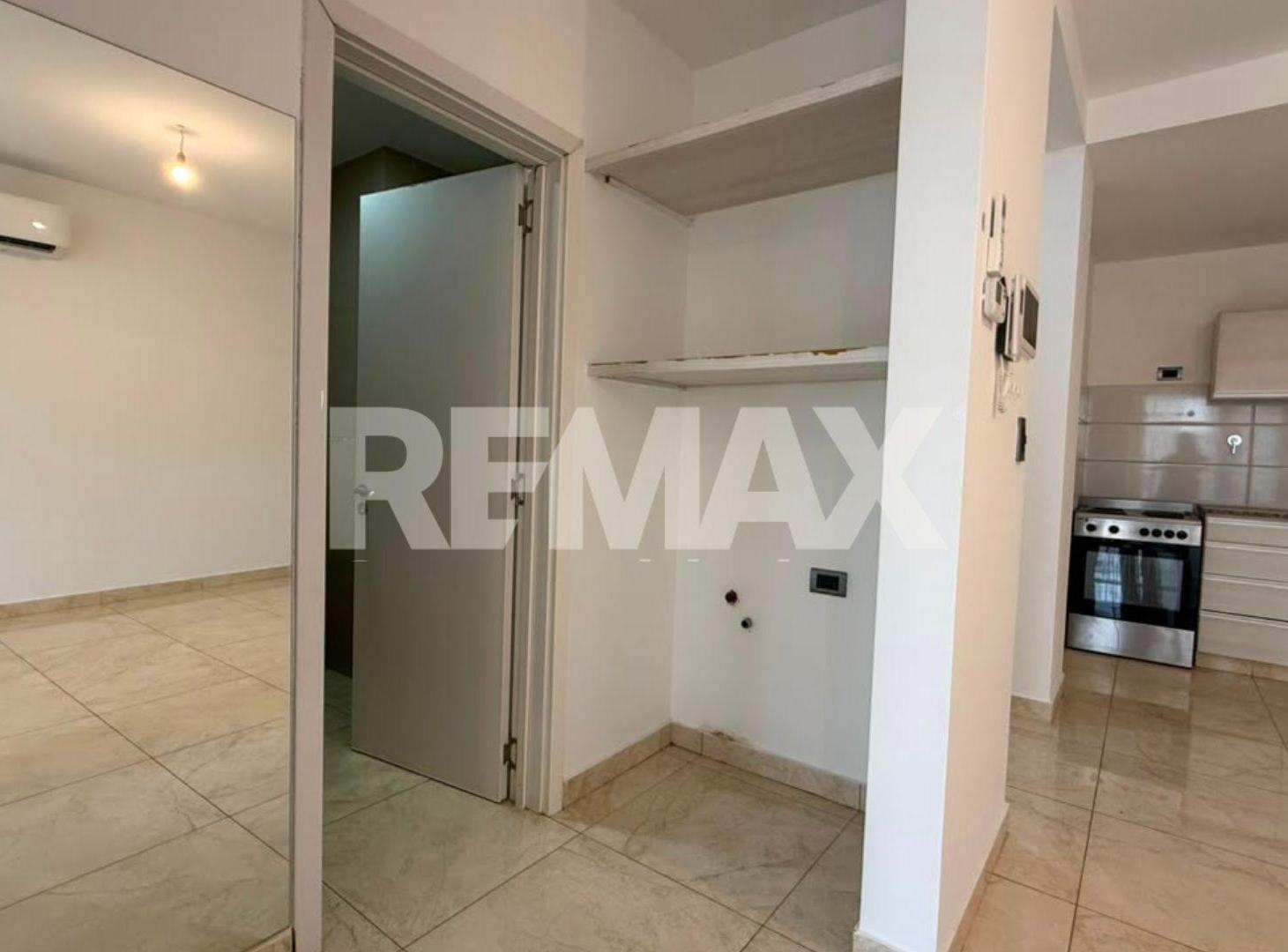 Foto de VENTA DEPTO. 1 DORMITORIO DIAGONAL 25 DE MAYO NQN, imagen 3