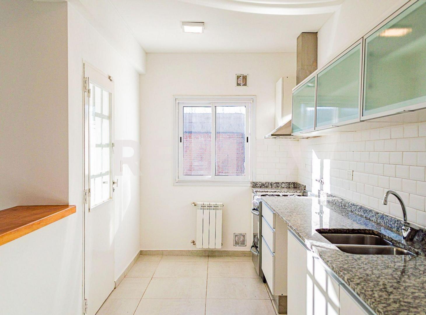 Foto de Dúplex 3 dormitorios EN VENTA! Cipolletti, imagen 3