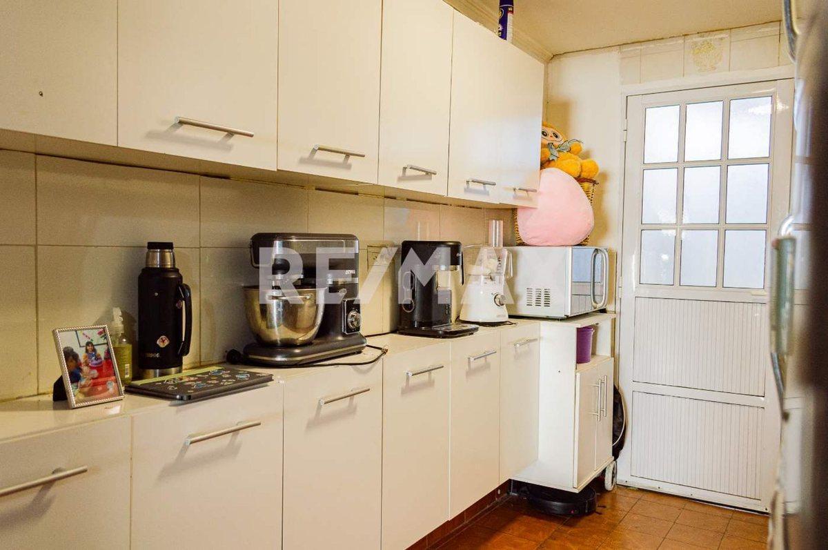 Foto de VENTA CASA + DUPLEX Y GALPON B° BELGRANO - NQN -, imagen 1