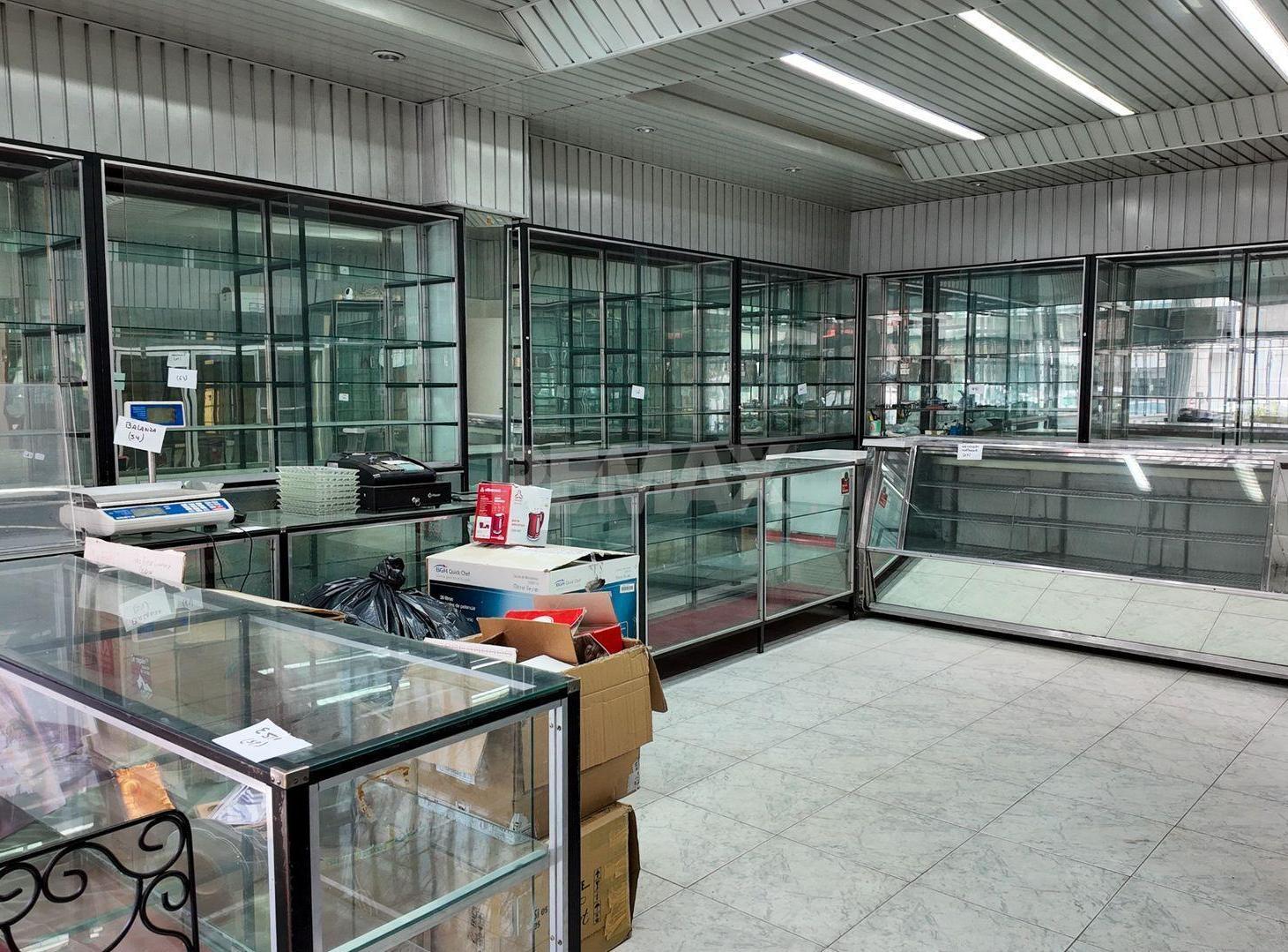 Foto de LOCAL COMERCIAL EN 2 PLANTAS EN ALQUILER, imagen 1