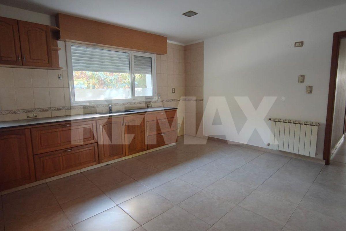 Foto de CASA EN VENTA 3 DORM BºLOS OLIVOS |CENTENARIO |NQN, imagen 5