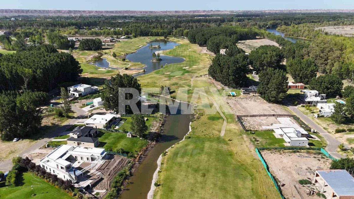 Foto de VENTA- TERRENO UF 447| B° Los Canales de Plottier, imagen 3