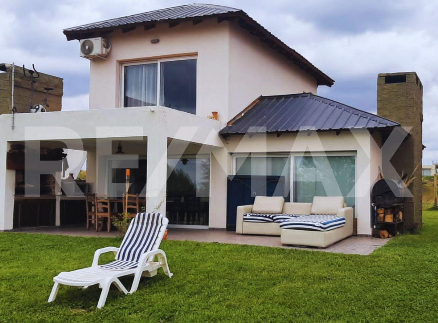 Foto de Venta Casa Amoblada, Yacht Club Lago Mari Menuco, imagen 2