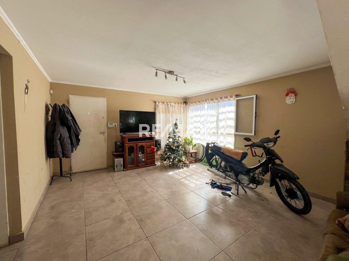 Foto de Venta de casa 4 dormitorios en Fernandez Oro, imagen 4