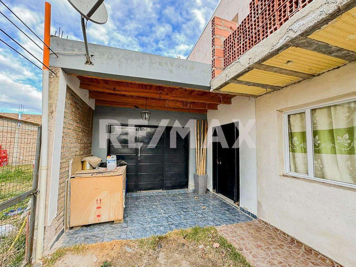 Foto de EN VENTA DUPLEX PH CON PATIO PLOTTIER, imagen 2